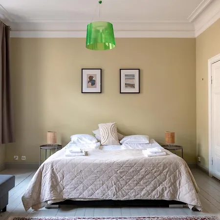 2ndhomes Beautiful 127 M2 3br Floor In Historically Valuable Building In Center Helsinki