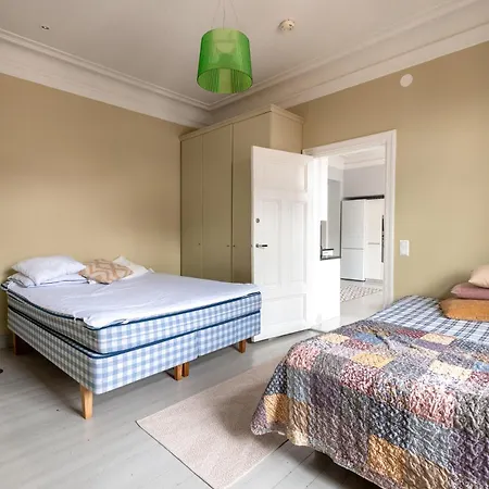 아파트 2ndhomes Beautiful 127 M2 3br Floor In Historically Valuable Building In Center