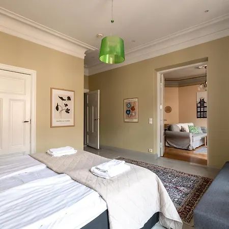 2ndhomes Beautiful 127 M2 3br Floor In Historically Valuable Building In Center 아파트 헬싱키